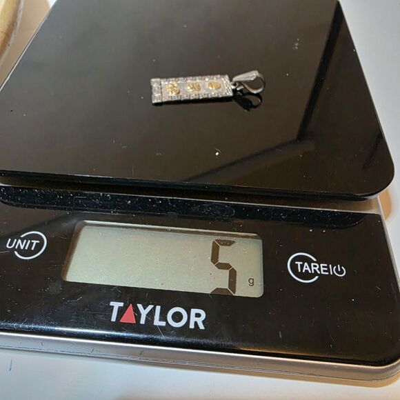 ORO MAYA 925 STERLING SILVER CARTOUCHE PENDANT WITH GOLD PLATING WEIGHS 5 GRAMS - Picture 6 of 6